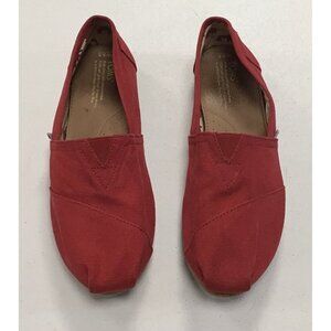 Woman’s Red Tom’s Size 9.5 Slide On Shoes ❤️